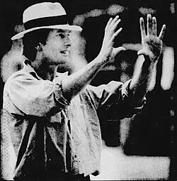 Weir on the set of Witness in 1984