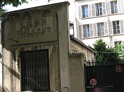 Federman lived at 4 rue Louis Rolland at Montrouge