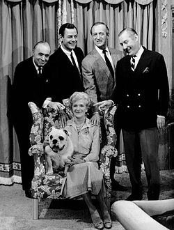 The cast of The Rogues (1964) with Boyer, Gig Young, David Niven, Robert Coote and Gladys Cooper