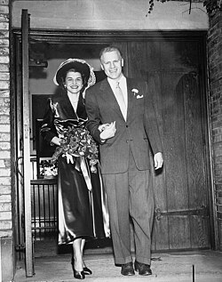 Betty and Gerald Ford on their wedding day, 1948