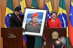 Nicolás Maduro with Brazilian President Dilma Rousseff, 9 May 2013