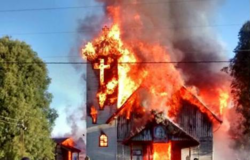 Mapuche terrorist attacks on churches in the Zona Sur in 2016.