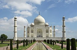 Taj Mahal, completed by 1653 and commissioned by Shah Jahan, one of the Wonders of the World