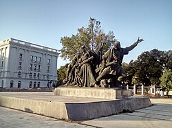 Monument to the Macedonian partisans – Liberators of Skopje, next to the Government building