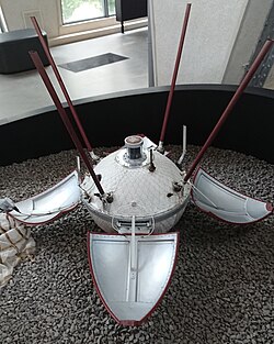 Luna 9 lander model