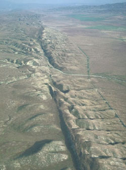 The San Andreas Fault in California is a strike-slip fault