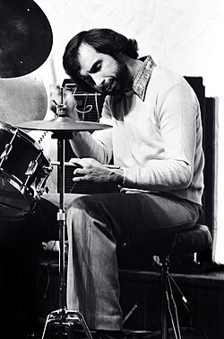 Joe LaBarbera performed with Bill Evans trio in 1979–1980