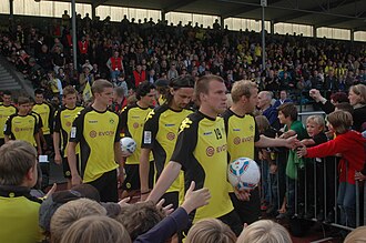 Borussia Dortmund Team wearing Evonik-sponsored kits