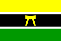 Illegal Asante flag, with colours symbolising gold, ancestral power, and the forest, and Golden Stool symbolising Asante political authority[139]