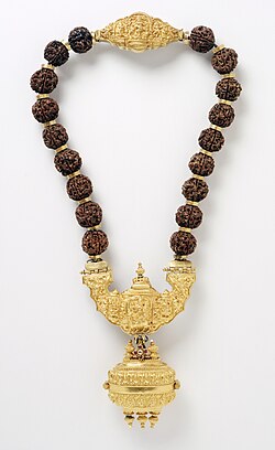 A necklace with linga-containing pendant is constantly worn by the Lingayats.[133]