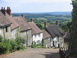 Gold Hill in Shaftesbury, Dorset, where Scott filmed the 1973 Hovis television commercial