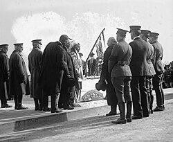 Crow Nation chief Alaxchíia Ahú ("Plenty Coups"), the only tribal representative at the burial of the Unknown Soldier of World War I at Arlington National Cemetery