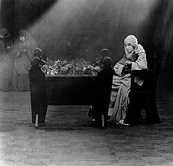 Lillian Gish as "Eternal Motherhood"