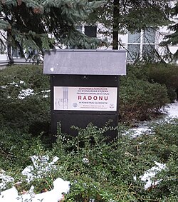 A fixed-location device to measure soil concentrations of radon at the Warsaw University of Technology