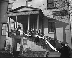 Minnesota delegation at Washington, DC headquarters, 1923