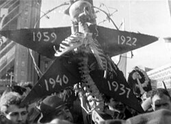 A demonstration in Minsk in 1990, commemorating the bloodiest purges in the history of the Soviet Union