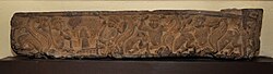 Linga inside a railing (left), being worshipped by Gandharva winged creatures. Art of Mathura, circa 100 BCE.[90]