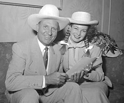 Gene Autry and Gail Davis in Toronto, 1956[29]