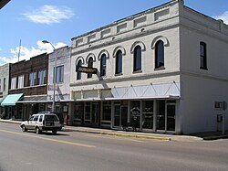 Downtown Henderson, Tennessee, the city near which Arnold was born
