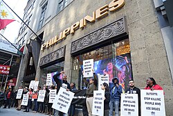 Protest against the Philippine war on drugs in front of the Philippine Consulate General in New York City, October 2016
