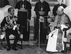 Selassie as the defender of the faith of the Ethiopian Orthodox Tewahedo Church with Pope Paul VI at the Holy See, 10 November 1970