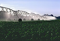 Overhead irrigation, center-pivot design