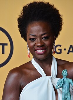 Davis at the 2015 Screen Actors Guild Awards