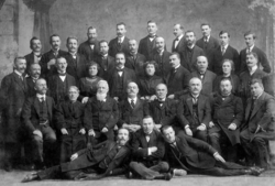 Members of Narodna Torhivlia cooperative in Lviv, 1913
