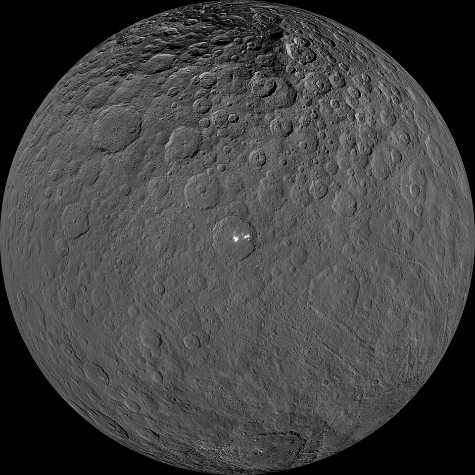 High-resolution view of Ceres taken during its low-altitude mapping orbit