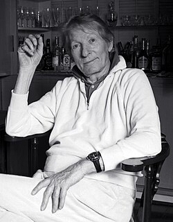 Kaye in 1986 by Allan Warren