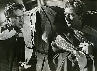 Edmond O'Brien (Casca, left) and Gielgud (Cassius) in Julius Caesar (1953)