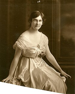Composer Marion Bauer between 1902 and 1930, unknown photographer