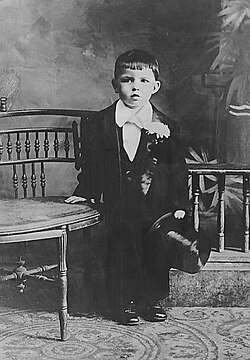 Sinatra at age three, c. 1918–1919