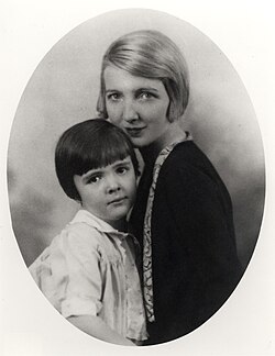 Young Nancy with her mother, actress Edith Luckett