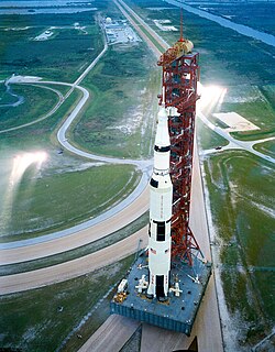 SA-507 en route to the launch pad, September 1969