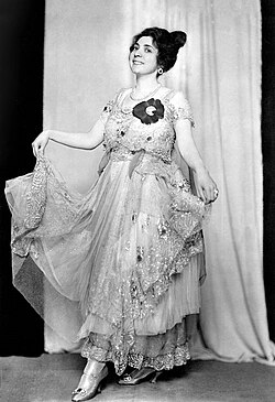 Massary in 1916