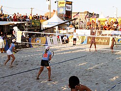 Beach tennis