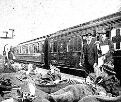 Walton-on-Thames railway station was about one and a quarter miles from No 2 New Zealand General Hospital