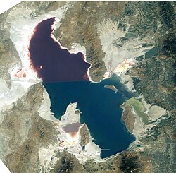 Great Salt Lake, Satellite photo (2003) after five years of drought