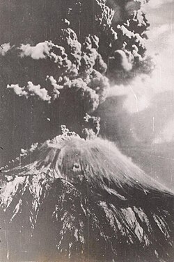The March 1944 eruption of Vesuvius, by Jack Reinhardt, B-24 tail gunner in the USAAF during World War II