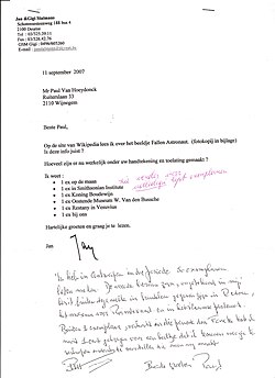 Query from Jan Stalmans to Van Hoeydonck about the number of outstanding replicas, with handwritten reply