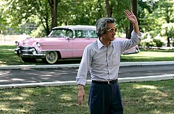 Japanese Prime Minister Junichiro Koizumi, like many fans of Elvis Presley, visited Graceland.
