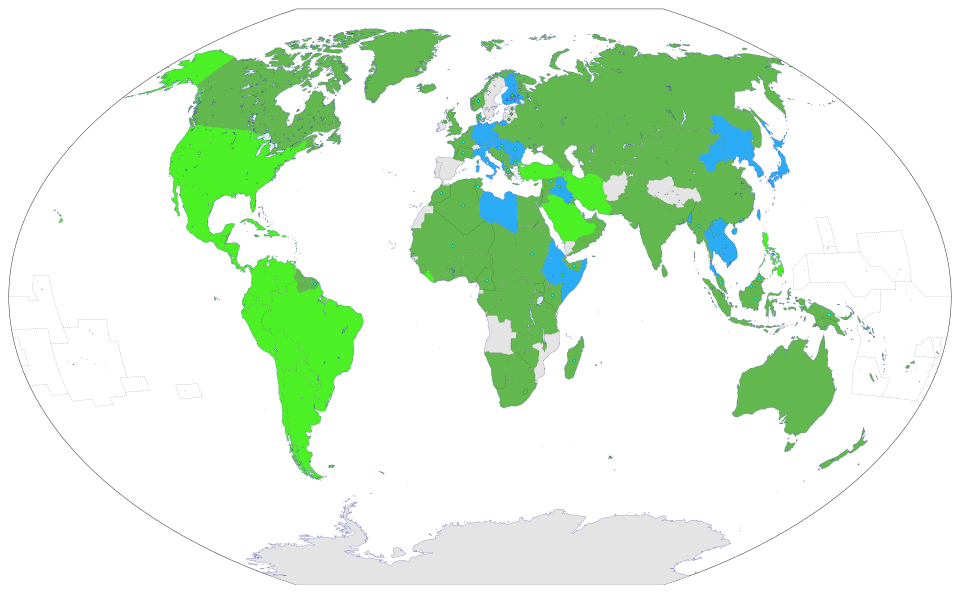 The two alliances of World War II, with the Axis powers in blue and the Allied Powers in green
