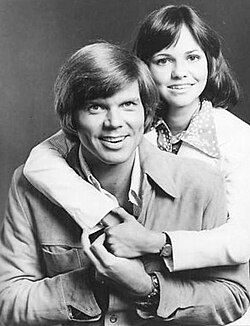 Field and John Davidson on NBC's The Girl with Something Extra (1973)