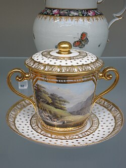 Handpainted bone china cup. England, 1815–1820