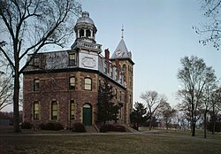 The conservatory building on the former Yankton College campus – part of the Yankton Federal Prison Camp.