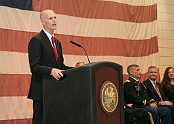 Scott speaking at Veterans Award Ceremony