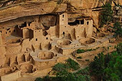 Cliff Palace, a settlement of ancestors of the Native American Pueblo peoples in present-day Montezuma County, Colorado, built between c. 1200 and 1275[41]