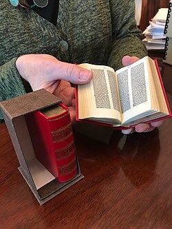 Miniature facsimile edition of the Gutenberg Bible (Leipzig: Minaturbukverlag, 2017)