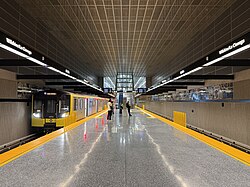 Platform level at the Wilshire/La Cienega station on its opening day.